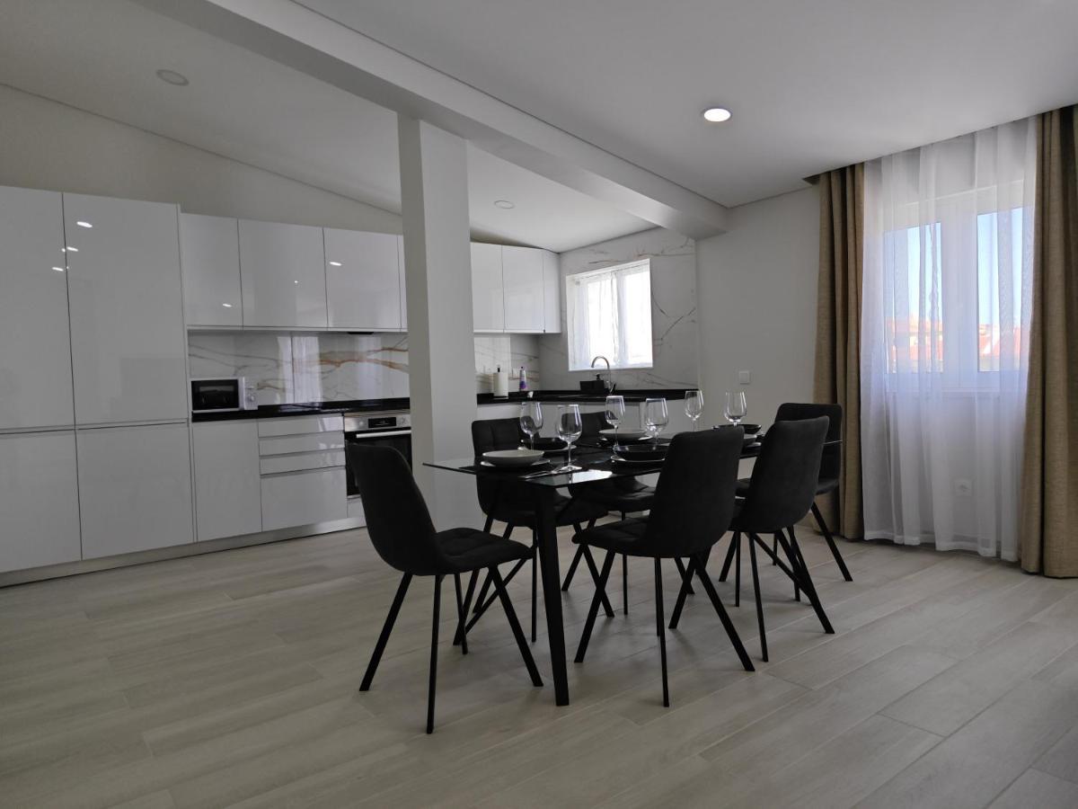 Apartment King's Village *